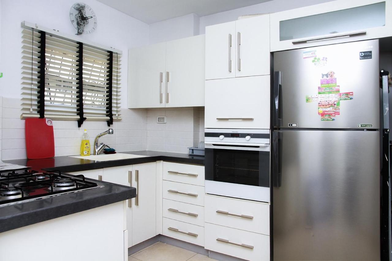 Isramax Tchernikhovski Apartment Bat Yam Exterior photo